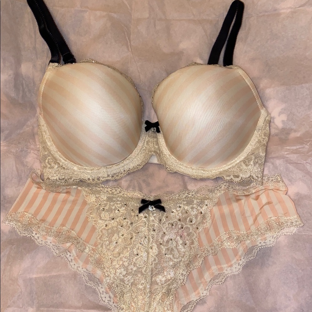 Victoria’s Secret Pink & White Bra &Panties